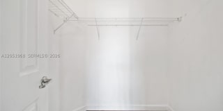 3641 NE 4th St Gallery 22