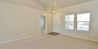 Immaculate Single-Level Home Gallery 8