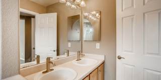 Gorgeous light and bright home in desirable Hearth neighborhood Gallery 21