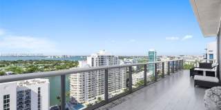 5875 Collins Avenue Gallery 33