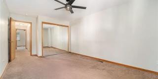 896 Saint Clair Street Gallery 21