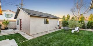 Eastside Gem - Fully Remodeled Modern Contemporary on Coveted Horseshoe Street Eastside Gem - Fully Remodeled Modern Contemporary on Coveted Horseshoe Street Gallery 12