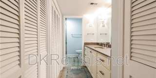 82 Montre Sq NW Gallery 21