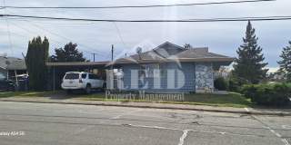 East Bremerton Rambler - 3 Bed 1 Bath with Garage and Carport Parking Gallery 3