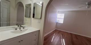 5661 Riverside Dr Gallery 18