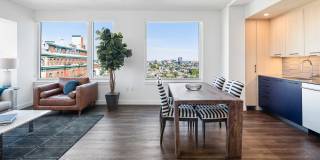 Broadridge Gallery 12