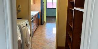 East- 3 bedroom/ 2 bathroom home with sparkling pool! Gallery 5
