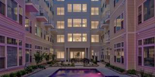 Aqua on 25th Gallery 36