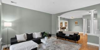 Spacious 2BR Condo in La Plata Gallery 10