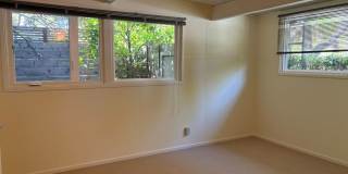 Lovingly Maintained 3 Bed, 2 Bath Home in the Circles Gallery 15