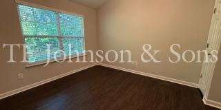 Beautiful 3BR Home with Vaulted Ceilings, Community Pool & Main Level Primary Suite Beautiful 3BR Home with Vaulted Ceilings, Community Pool & Main Level Primary Suite Gallery 27