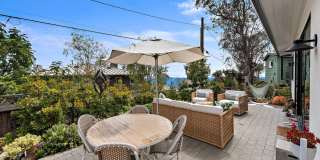 Modern Coastal Lease in Top of the World Gallery 18