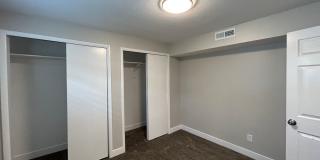 2 Bedroom 1 Bathroom Basement Apartment Gallery 7