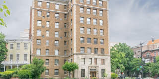 Charming Logan Circle Condo | Studio | 1 Bath | 450 Sf Gallery 12