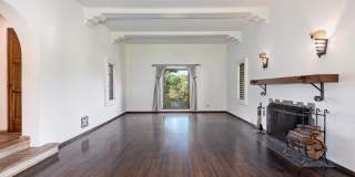 1304 San Vicente Blvd Gallery 9