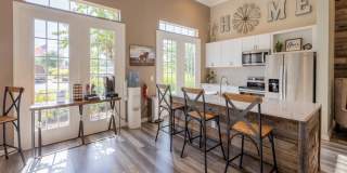 Lodge at 777 Gallery 28