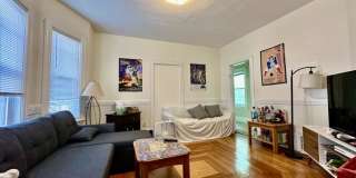 539 Washington Gallery 1