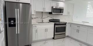 2980 Point East Dr Gallery 1