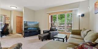 3 Bed House w/ Garage, Laundry, & Fenced Yard! Gallery 6