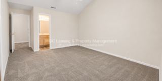 1845 Northeast Knollbrook Street Gallery 10