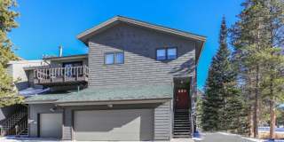Beautiful 3 bed, 4 bath with garage in Frisco! Walk to main street! Winter rental! Gallery 1