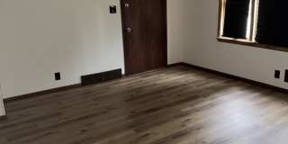 5922-5924 N. 69th St. Gallery 8