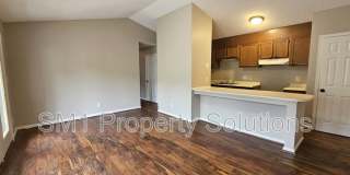 2332 West Vandalia Road Gallery 6