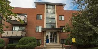 910 Downing Gallery 9