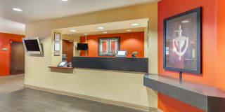 Suites Temecula - Wine Country Gallery 7