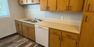 River Walk Apartments Gallery 8