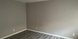 4925-4927 Indian Oaks Court Gallery 9