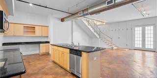 412 Dauphin Street Gallery 5