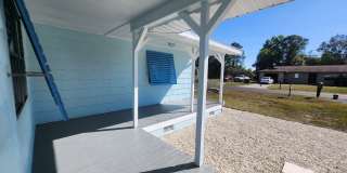 Charming 3BR/2BA House in Lehigh MOVE IN SPECIAL 50% OFF FIRST MONTH RENT! Gallery 4
