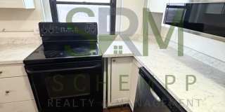 Updated 2BR/2BA on Bardstown Road with all utilities included now available! Gallery 10