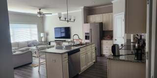 Spacious 4BR Townhome in Lilburn Gallery 1