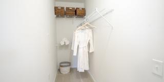 Overland Park Gallery 10