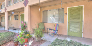 Graceland Plaza Apartments Gallery 11