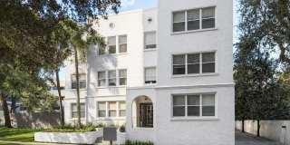 Renovated 2 Bedroom 1 Free Parking Space Located Steps from Lake Eola, Downtown Orlando Renovated 2 Bedroom 1 Free Parking Space Located Steps from Lake Eola, Downtown Orlando Gallery 1