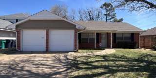 10904 N Linn Ave Gallery 1