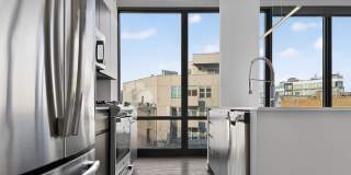 738 N Aberdeen St Gallery 1