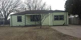 Beautiful 4 Bedroom 2 Bathroom Home Gallery 1