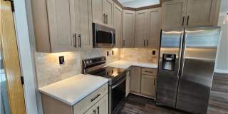 198 Wellington Street SW Gallery 10