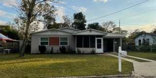 10412 SKYCREST Drive N 10412 SKYCREST Drive N Gallery 1