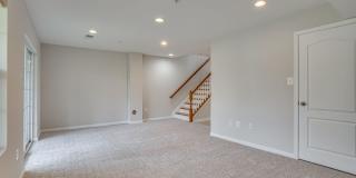 Lovely Townhome with 2 Car Garage Lovely Townhome with 2 Car Garage Gallery 34