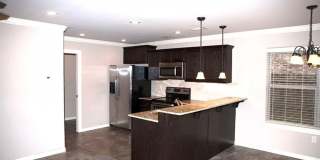 Available August 1st! Two-Story 3 Bedroom, 2.5 Bathroom in the center of Fayetteville Gallery 3