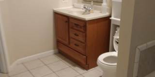 513-1 S. Ash St Gallery 6