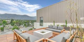 The Rinrose Gallery 22