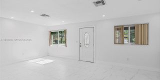 2901 SW 92nd Ave Gallery 4