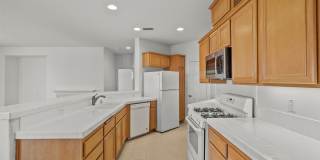 24320 Lorenzo Lane - 1 Gallery 8