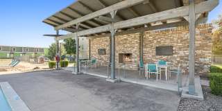 Anatole on MacArthur Gallery 5